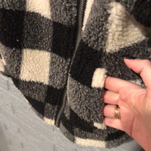 Black and White Checkered Sherpa Coat - Picture 3 of 6